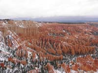 21-next_morning-view_from_Bryce_Point-storm_rolling_in-some_snow_fall_later_in_morning
