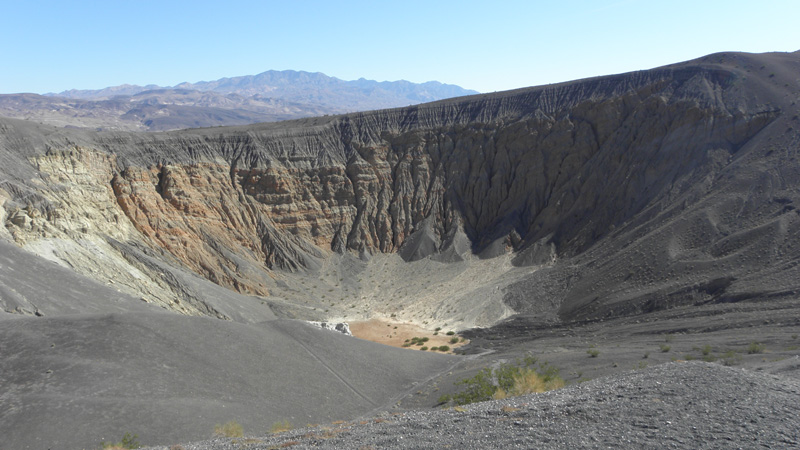 01-Ubehebe_Crater