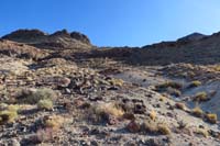10-continuing_up_to_the_right_of_cliff-rocky_terrain_with_many_marbles