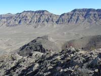 28-short_visit_on_peak,cold_and_windy-no_group_summit_shot-group_heading_down