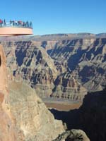 02-Eagle_Point-Skywalk_and_canyon