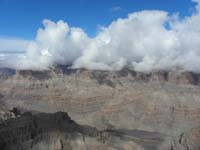 26-pretty_views_with_clouds_and_the_canyon