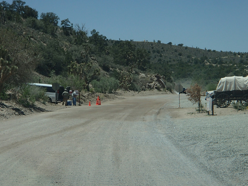 19-Day_5-checkpoint_leaving_the_canyon-apparently_no_fee_being_collected