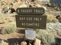 04-Tuckup_Trail_sign