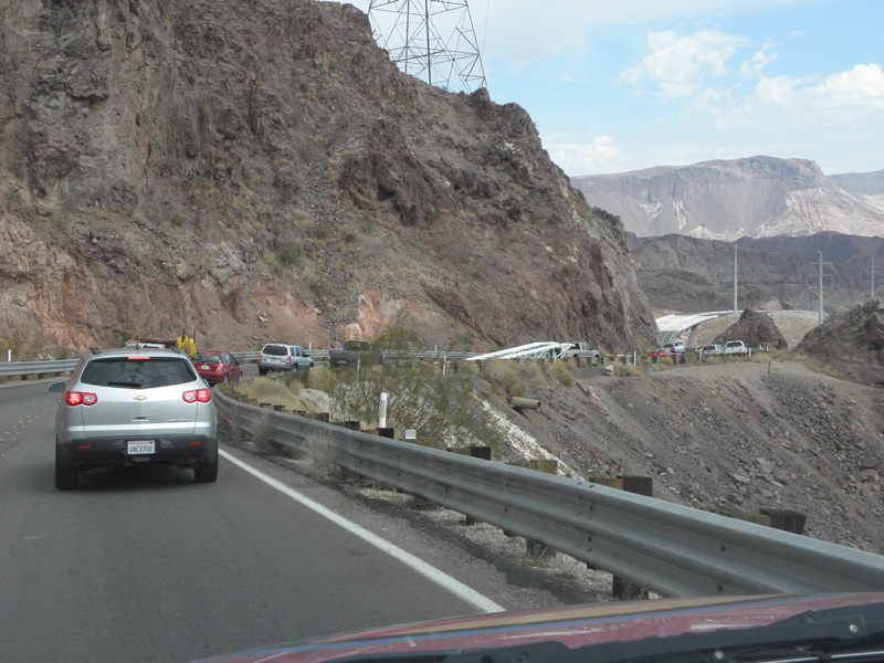 01-bypass_bridge_built_to_eliminate_this_problem-traffic_backup_2_miles_from_Hoover_Dam
