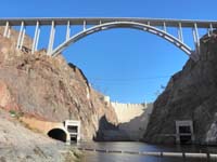 05-Hoover_Dam-bypass_bridge-Stoney_Gates_and_Spillway_Tunnels