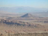 29-Lava_Butte_and_Lake_Mead_from_peak