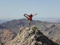 46-Harlan's_customary_pose_after_summit-he_held_position_for_over_10_seconds_and_didn't_budge
