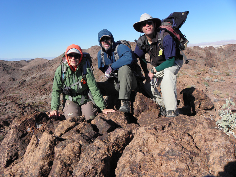 48-Peak_2830_summit_picture-Luba,Ed,me