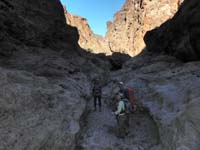 12-neat_light_and_scenery_in_the_canyon-don't_remember_what_they_were_looking_at