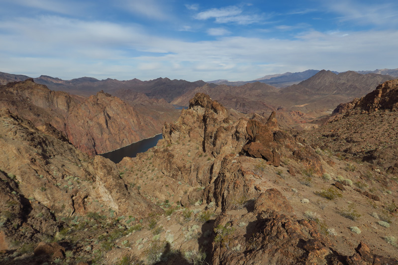 19-looking_to_north_to_neat_desert_scenery