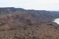 23-scenic_view_from_peak-looking_SE-Mailpais_Flattop_Mesa_to_left-I'll_scramble_up_this_way