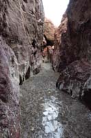 31-looking_back_to_beginning_of_hot_spring-at_end_are_the_rocks_we_scrambled_down