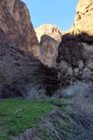 023-in_canyon_looking_NW_toward_big_cliff