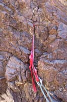 38-rappel_5_has_a_very_interesting_creative_double_knot_chock_anchor