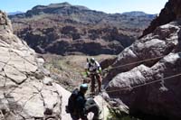 57-Laszlo_on_rappel-Sandwich_Peak_in_background