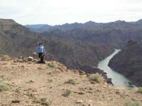 35-Mommy_and_Kenny_at_the_Colorado_River_Overlook