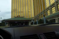 15-Mandalay_Bay_main_entrance-closed,should_be_packed_with_people_and_vehicles