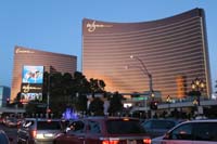 119-Encore_and_Wynn-more_dancing_fountains
