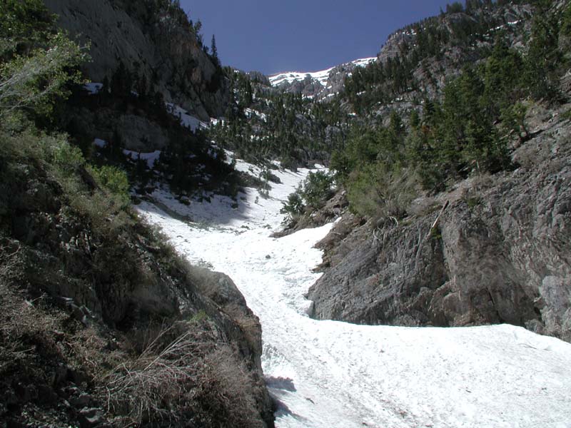 05-avalanche_on_the_way_to_Big_Falls