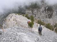 43-it_was_chilly_on_the_peak_so_we_only_spent_20_minutes_there-time_to_head_down