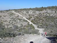 60-almost_back_to_our_vehicles-very_steep_road-loose_rock-park_and_walk-don't_drive