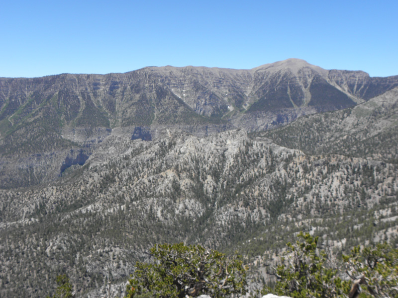 05-scenic_view_from_peak-looking_toward_Mt_Charleston_with_Cockscomb_in_middle