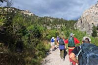 03-group_heading_up_Cathedral_Rock_Trail