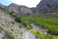 44-heading_back_down_SLT-Echo_Cliff_Overlook_ahead