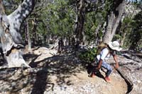 09-Keesha_and_Edmund_on_the_trail-parts_of_the_trail_are_steep