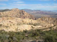 15-scenic_view_with_Bridge_Mt_and_Indecision_Peak_to_left,Calico_Hills_in_right_distance,The_Park_in_middle