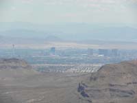 29-zoomed_view_of_The_Strip_from_peak-Stratosphere_to_Mirage-Lake_Mead_40_miles_away_in_distance