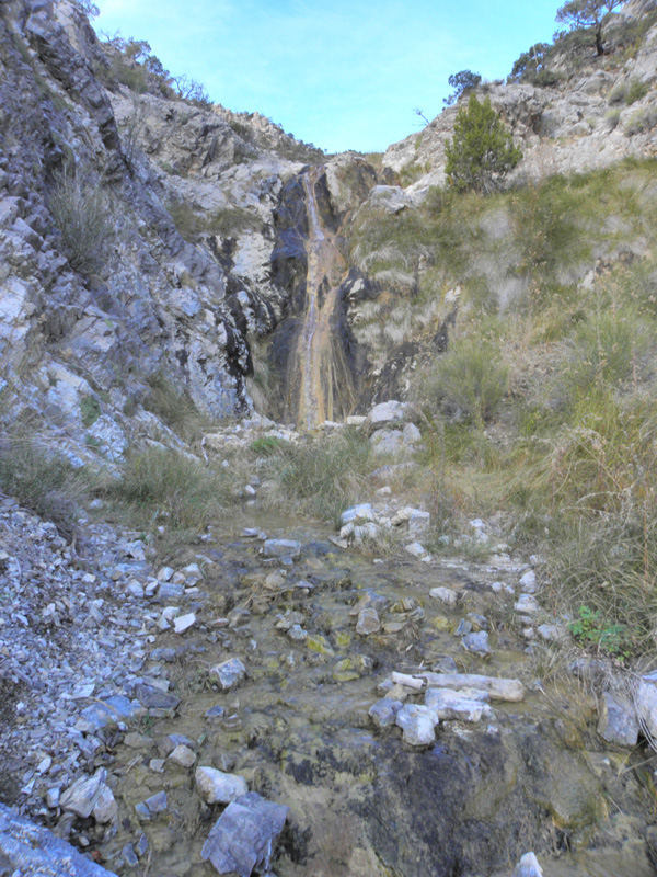 08-waterfall
