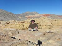 20-me_on_Calico_Hills_Peak_South_with_Calico_Hills_Peak_and_Damsel_in_background