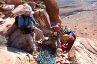 27-me_feeding_the_rope_to_Ed_to_stuff_in_bag_to_throw_over_200_foot_rappel