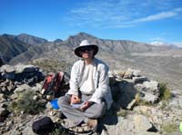 27-me_having_lunch_on_the_peak-from_Luba