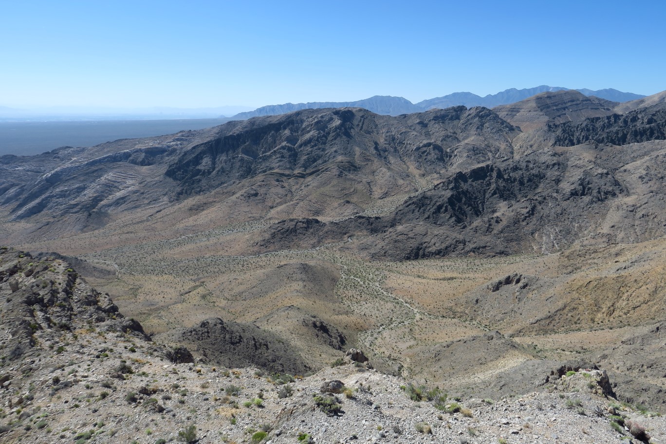 20-scenic_view_from_peak-SSE-Bee_Canyon_Peak,other_unnamed_peak_to_the_right-someday