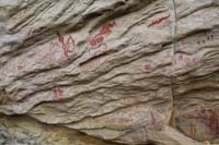 13-ancient_pictographs_mixed_with_modern_graffiti