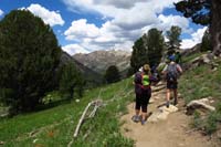32-enjoying_lots_of_pretty_scenery_along_the_trail