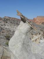27-another_interesting_rock_formation-volcanic_top