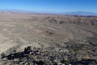 16-scenic_view_from_peak-looking_NE-towards_road_and_car-Valley_of_Fire_in_distance