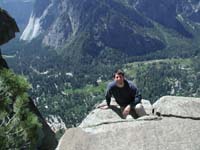 10-Chris_from_top_of_Yosemite_Falls