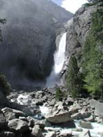05-lower_Yosemite_Falls