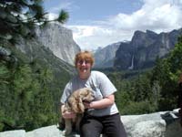 06-Kristi_and_Baxter_at_tunnel_view
