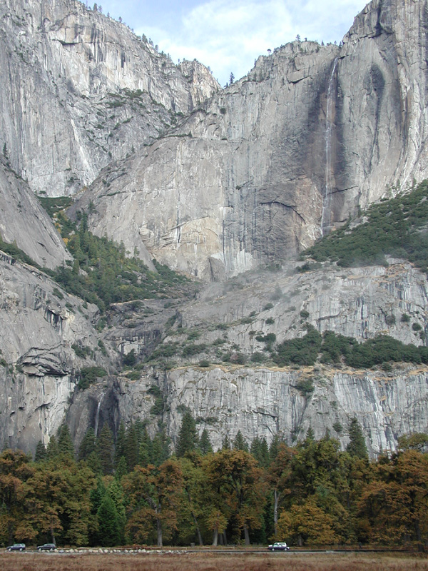 06-Yosemite_Falls