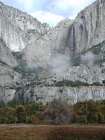 02-Yosemite_Falls