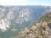 18-Yosemite_Falls_and_valley_from_Taft_Point