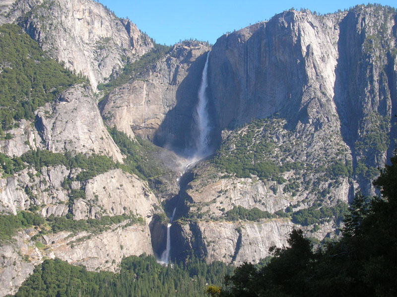 05-Yosemite_Falls