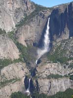 14-closer_view_of_Yosemite_Falls
