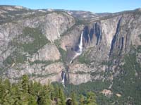 19-Yosemite_Falls-almost_to_the_top